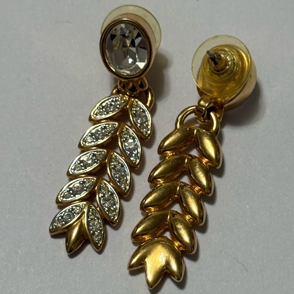 3/$18 Elegant Leaf Earrings - Picture 3 of 8